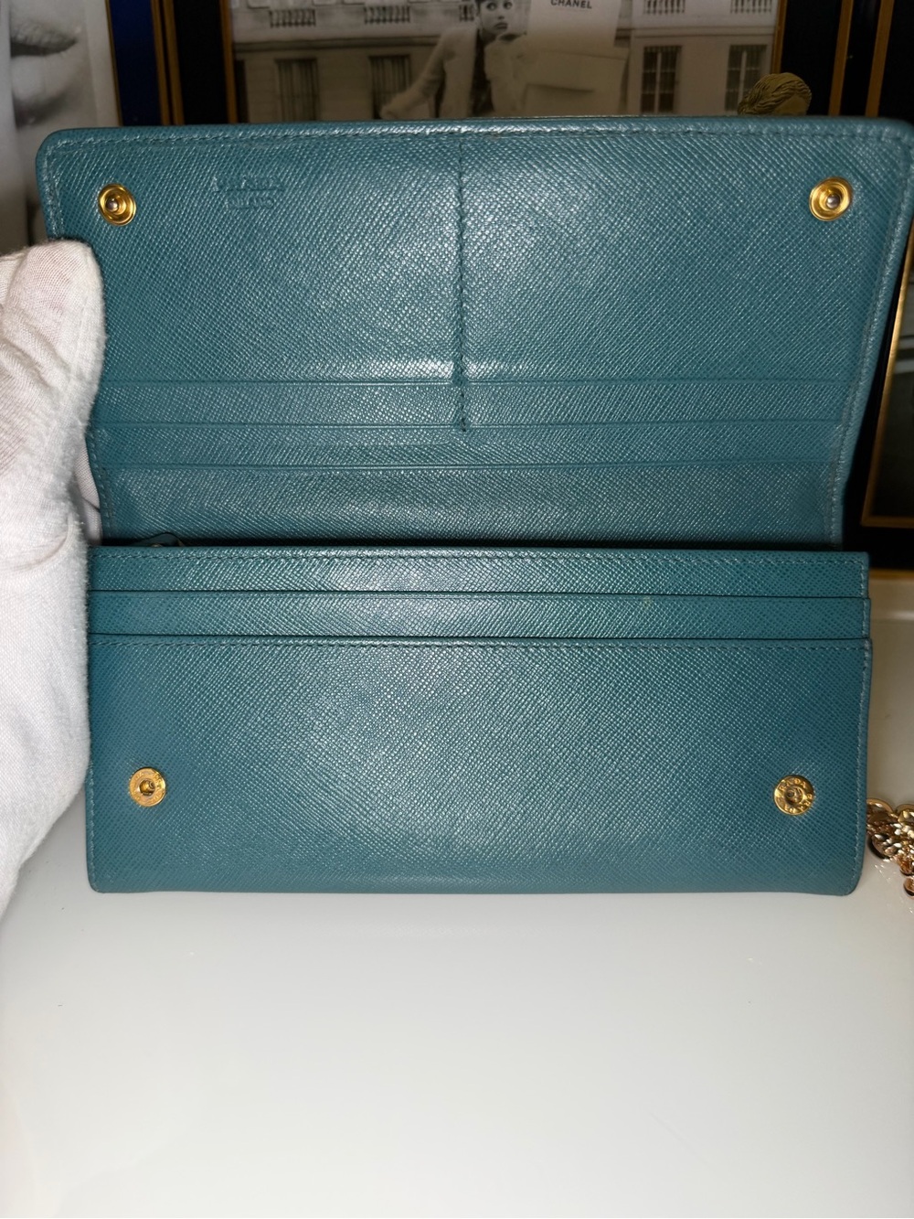 Authentic Prada Saffiano Leather wallet with free chain & COA ❤️ - Picture 5 of 15